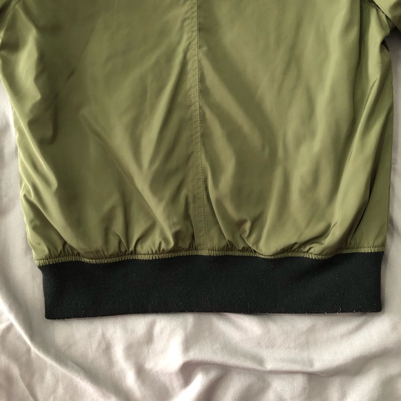 GARAGE THE MUST-HAVE BOMBER JACKET (ARMY GREEN) - Picture 10 of 10